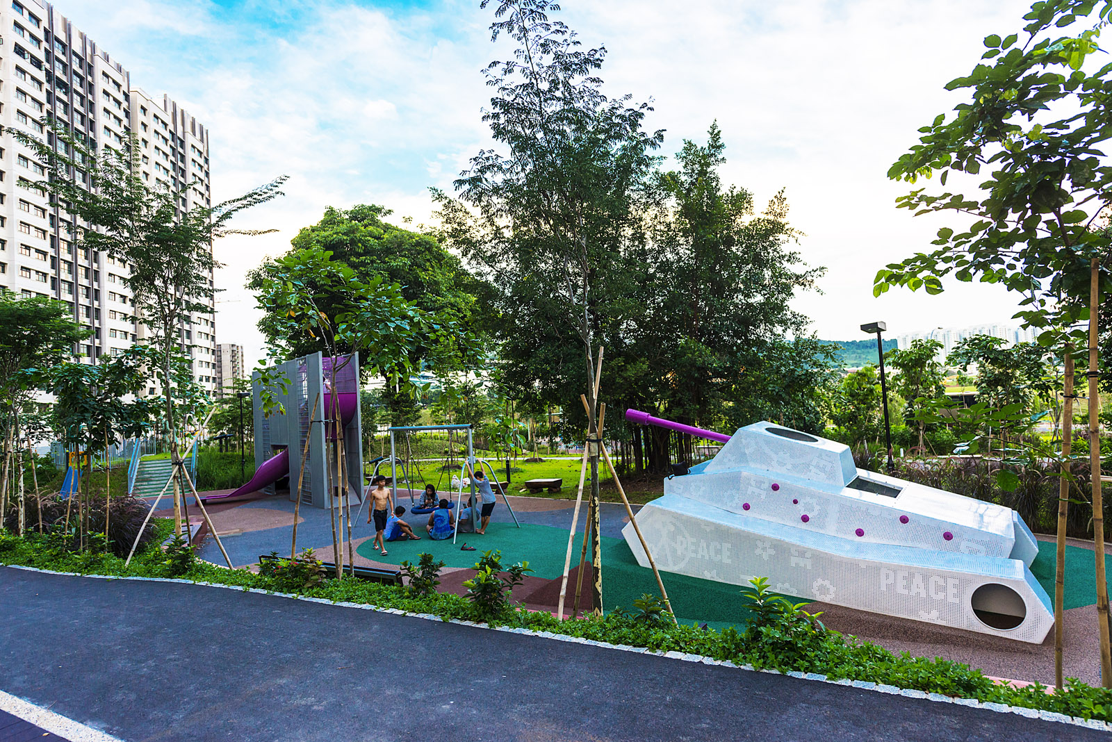 815cck7_011_full-width.jpg