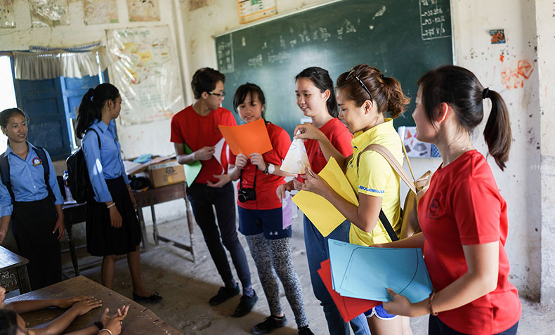 CSR-cambodiadonation-slider3.jpg