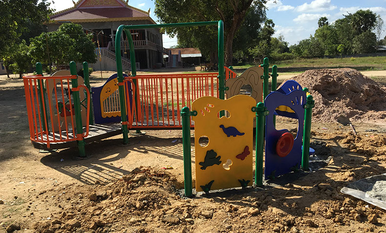 CSR-takeocambodia-slider7.jpg